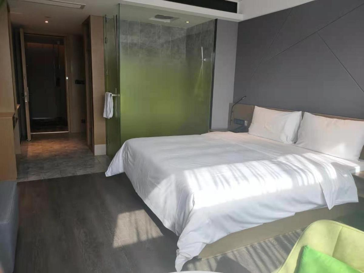 Ibis Styles Nanjing South Railway Station North Square Hotel Exterior photo