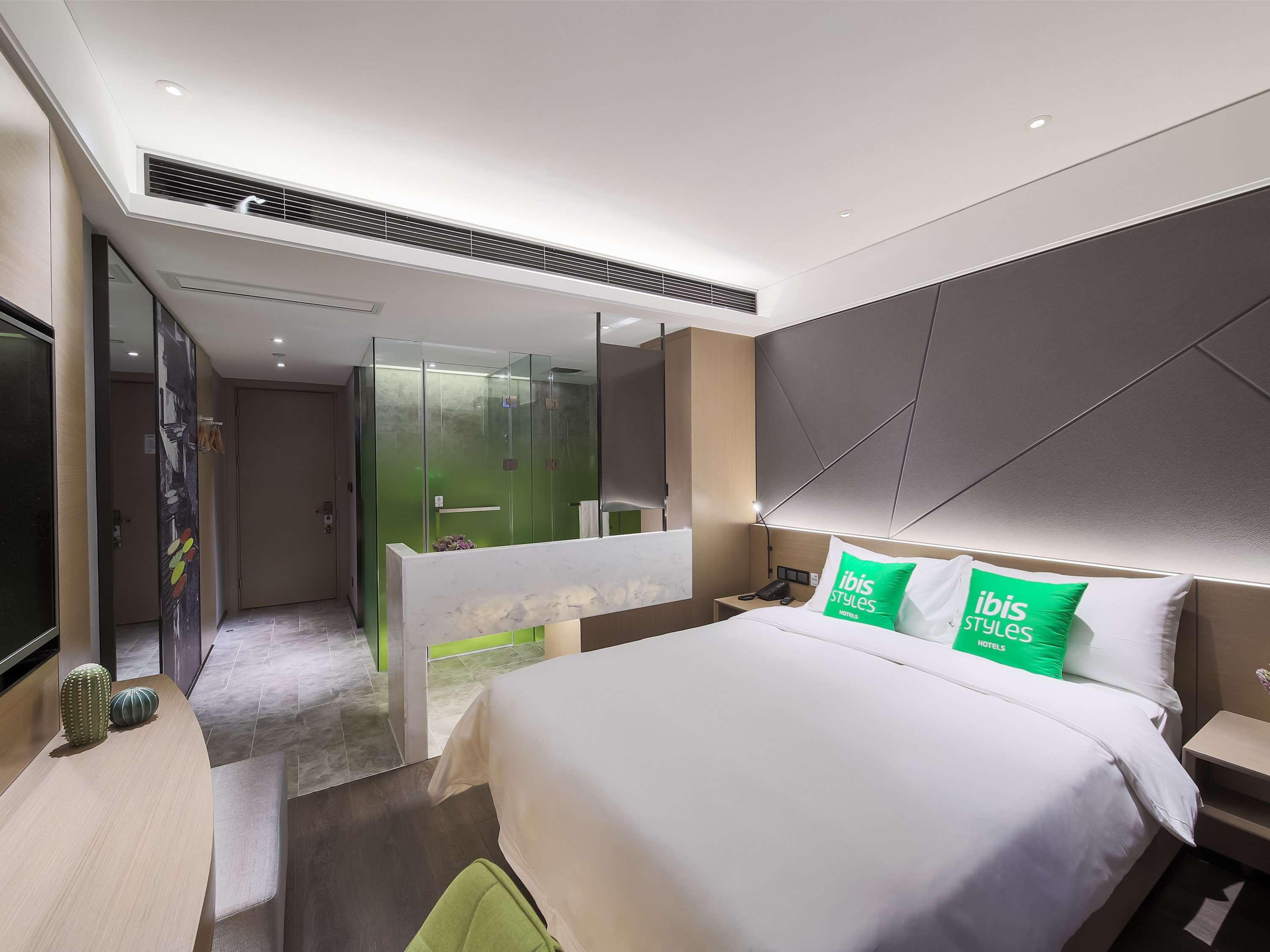 Ibis Styles Nanjing South Railway Station North Square Hotel Exterior photo