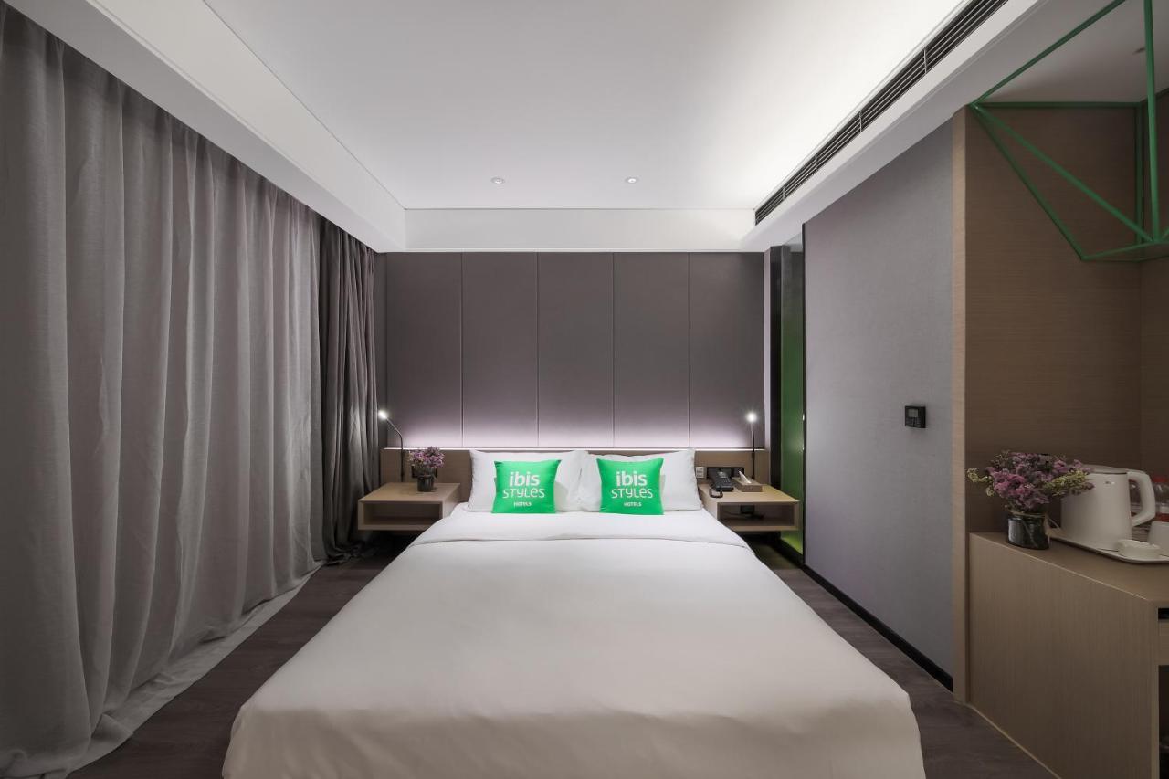Ibis Styles Nanjing South Railway Station North Square Hotel Exterior photo