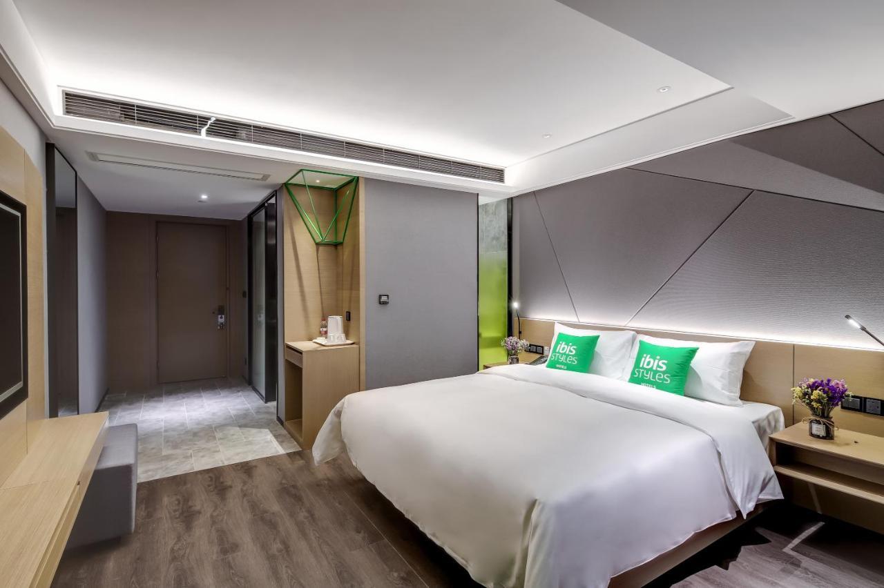 Ibis Styles Nanjing South Railway Station North Square Hotel Exterior photo